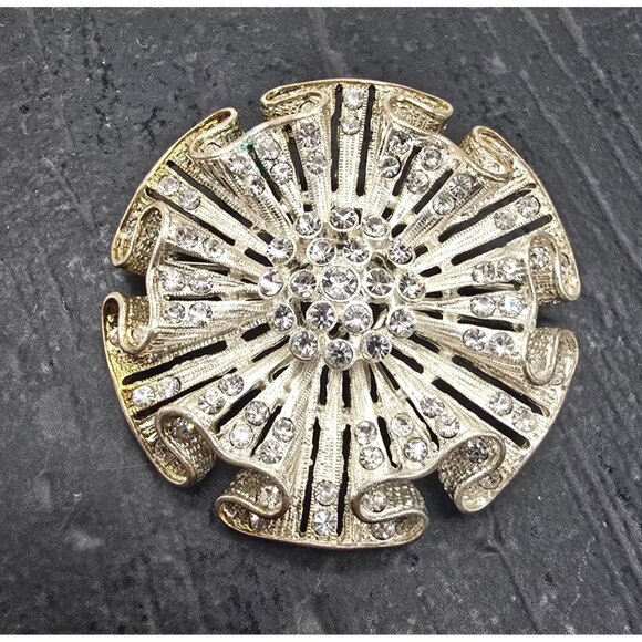 Vintage Rhinestone Circle Brooch Gold and Silver Tone Floral Design JJ3807 - Picture 1 of 7
